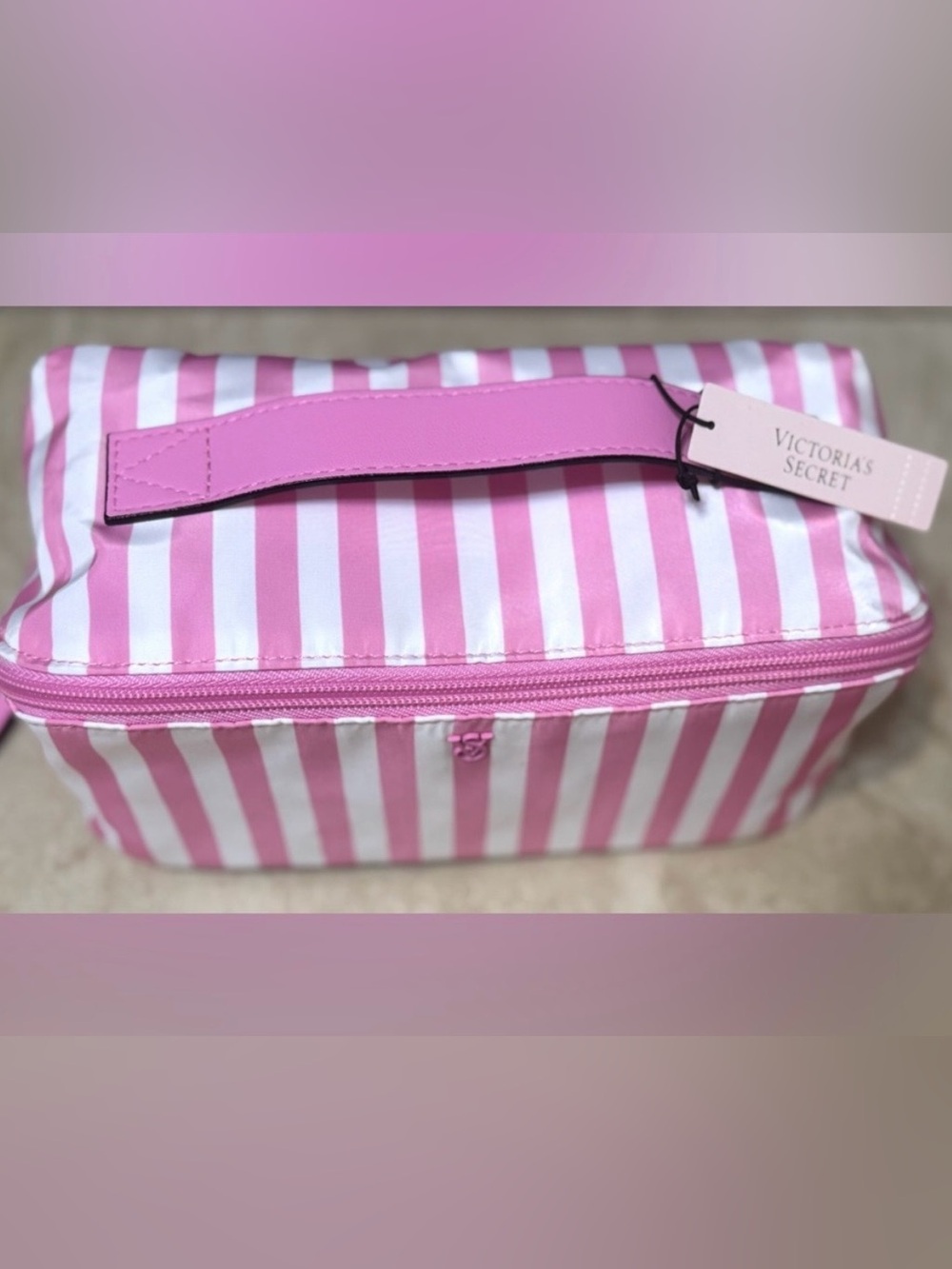 VICTORIA'S SECRET 3-Piece Expandable Travel Makeup Bag - Picture 4 of 10